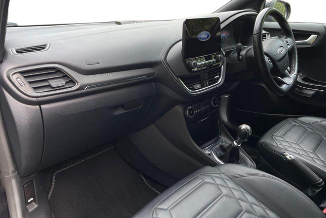 FORD Puma Photo 2