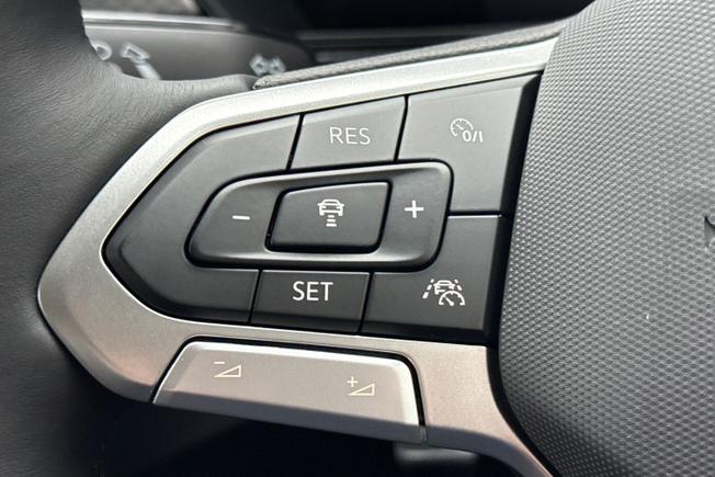 VOLKSWAGEN T-Cross Photo 16