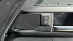 Land Rover Defender Photo 23