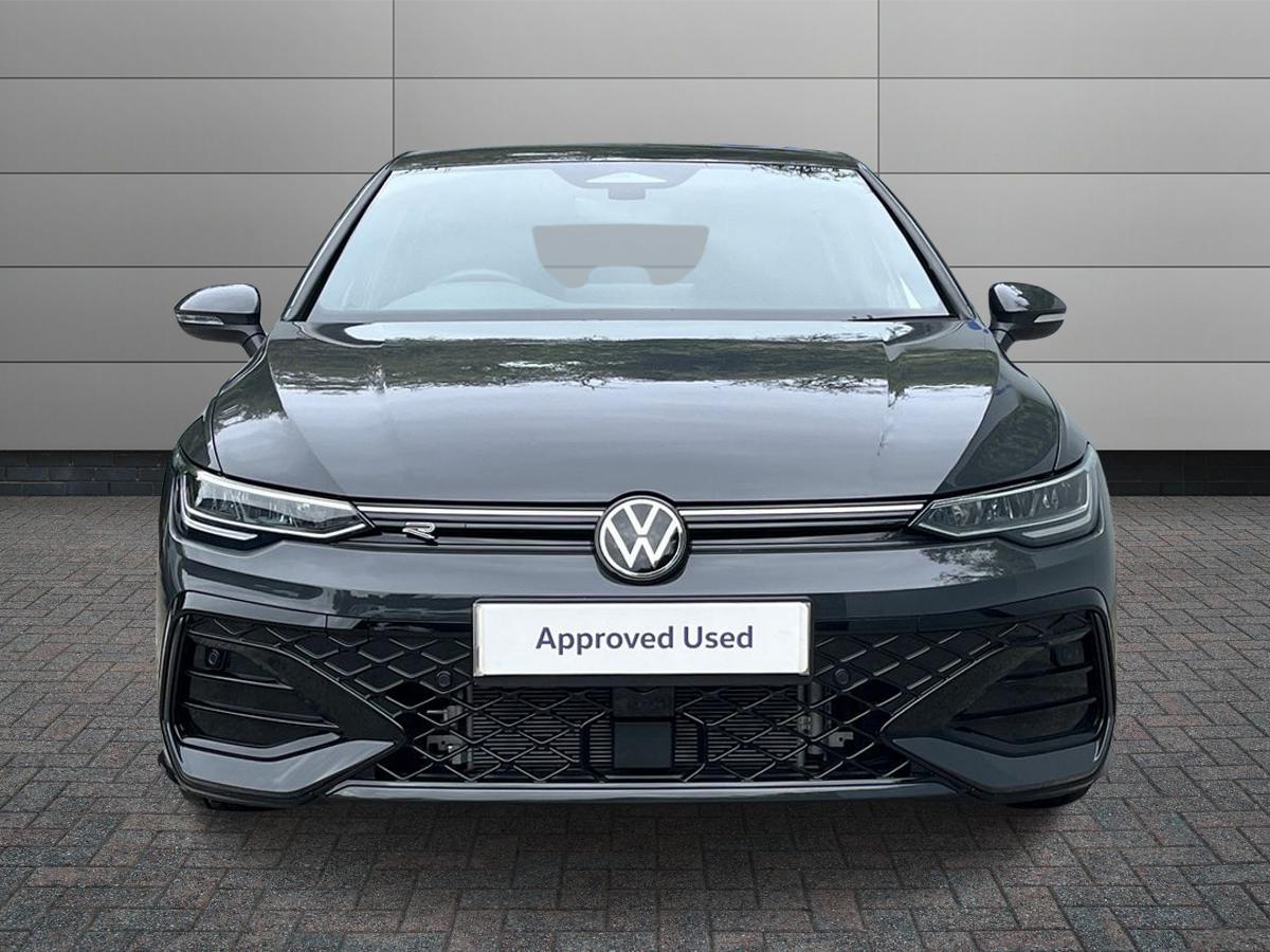 Volkswagen Golf Photo autoimg-8fbaa61c2e7b25404dfb5ac5495ec0f1be546d1a.jpg