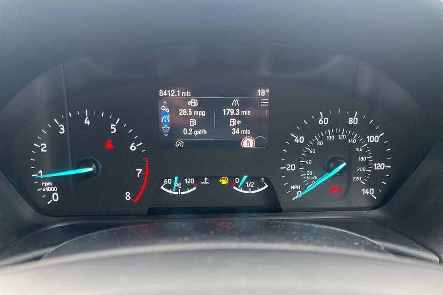 Ford FIESTA Photo autoimg-8fbbd9cc90da637edebf5ae8d686c6498a3ef0a9.jpg
