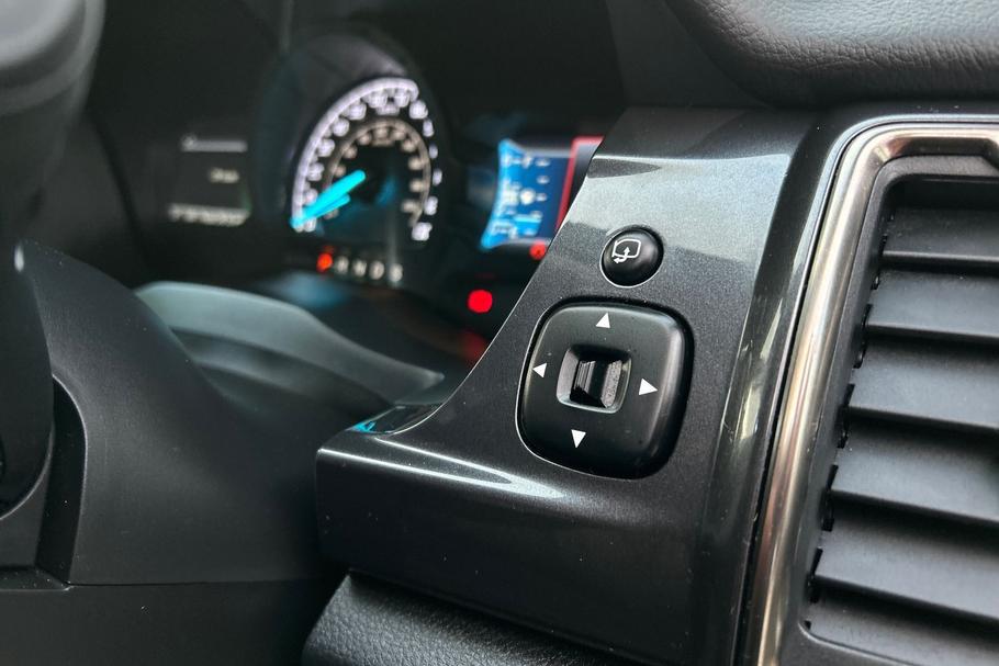 Used Ford RANGER ST72VNN 32