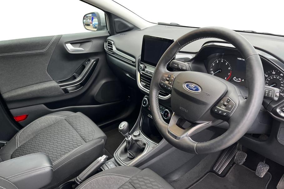 Ford PUMA 2022 - Solar Silver | £15,500 | Castleford | TrustFord