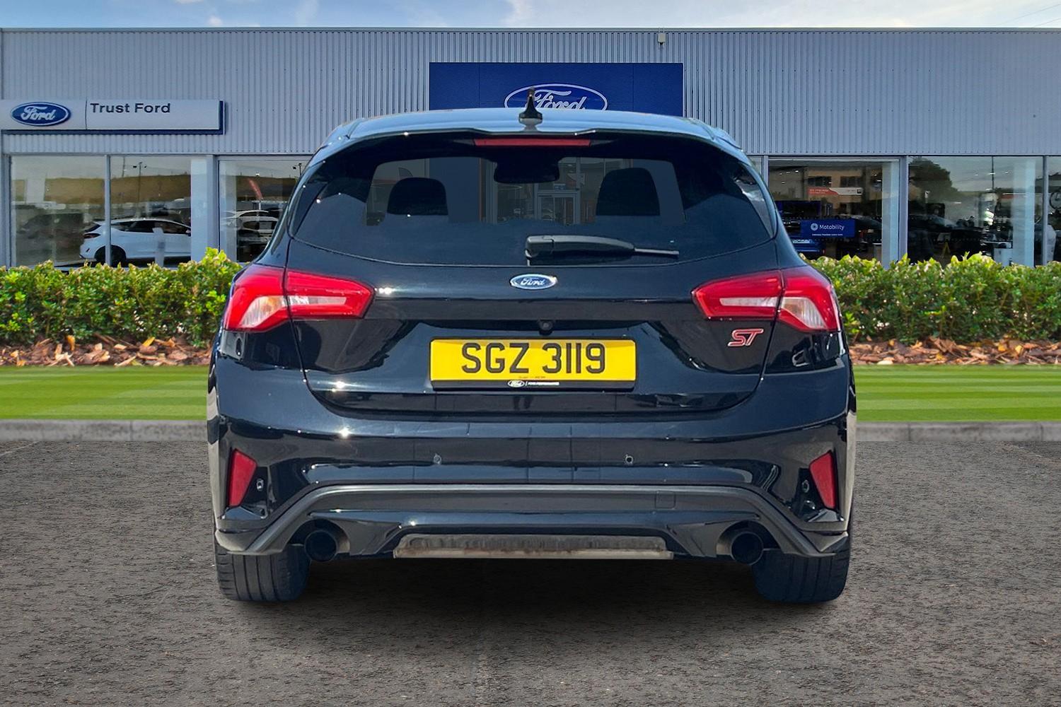 Ford FOCUS Photo 6