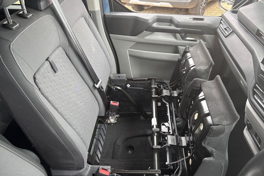 Ford TRANSIT CUSTOM Photo autoimg-8fc14d4ea94676f5fb89232341acd1d330469e54.jpg