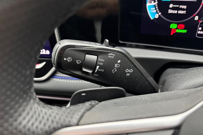 VOLKSWAGEN Tiguan Photo 30