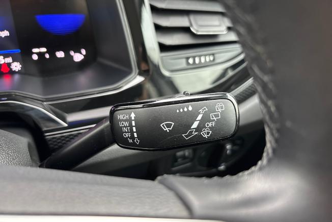 VOLKSWAGEN Polo Photo 24
