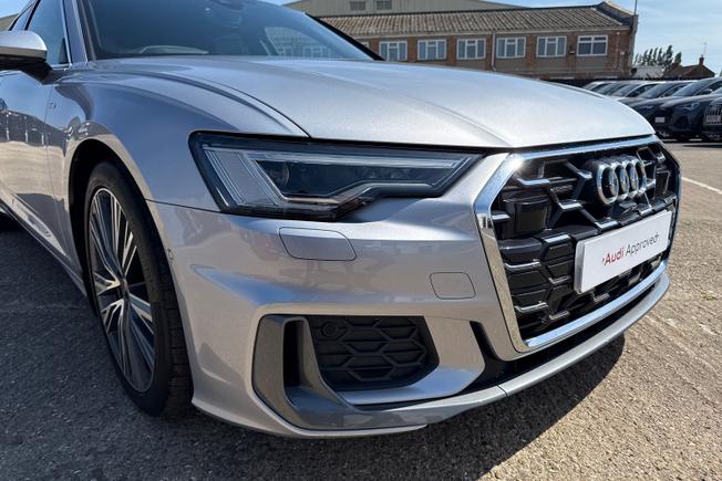 AUDI A6 Avant Photo 25
