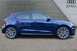 AUDI  A1 Photo 4
