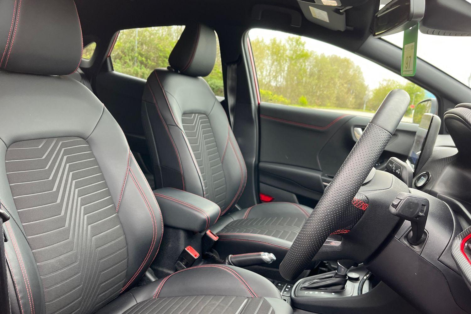 Ford PUMA Photo 16