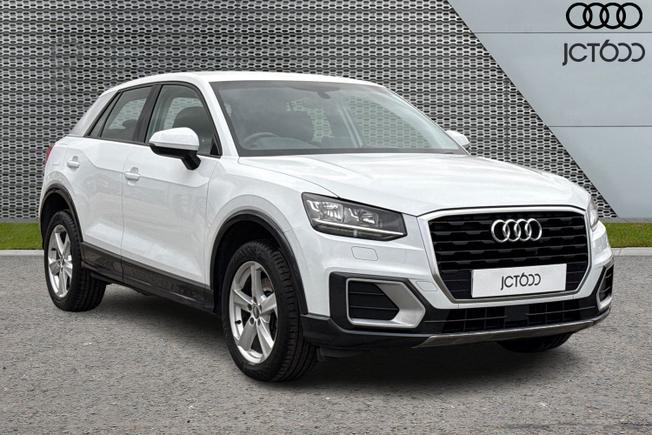AUDI Q2 Photo 1