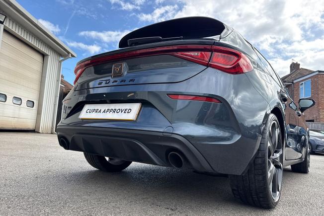 CUPRA Leon Photo 23