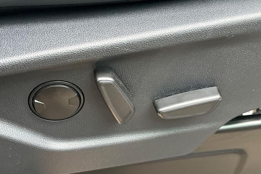 Ford TRANSIT CUSTOM Photo autoimg-8fdc6f513787e2b091525138a92b62feac691016.jpg