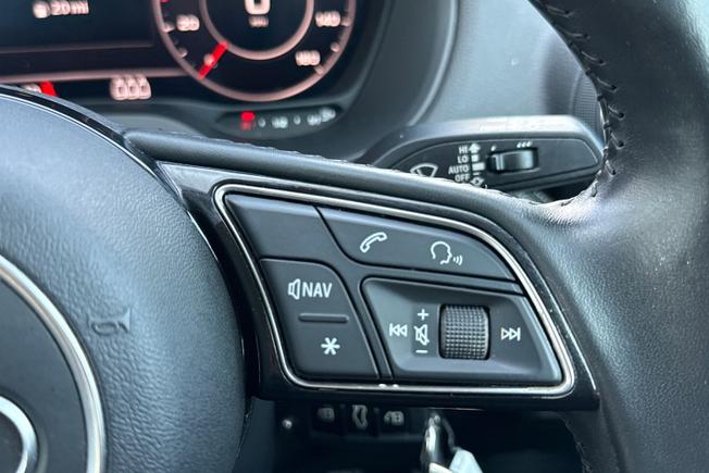 Audi Q2 Photo 17