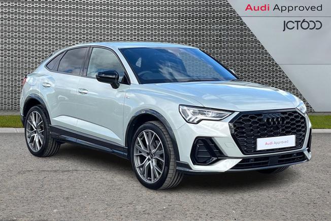 Audi Q3 Photo 1