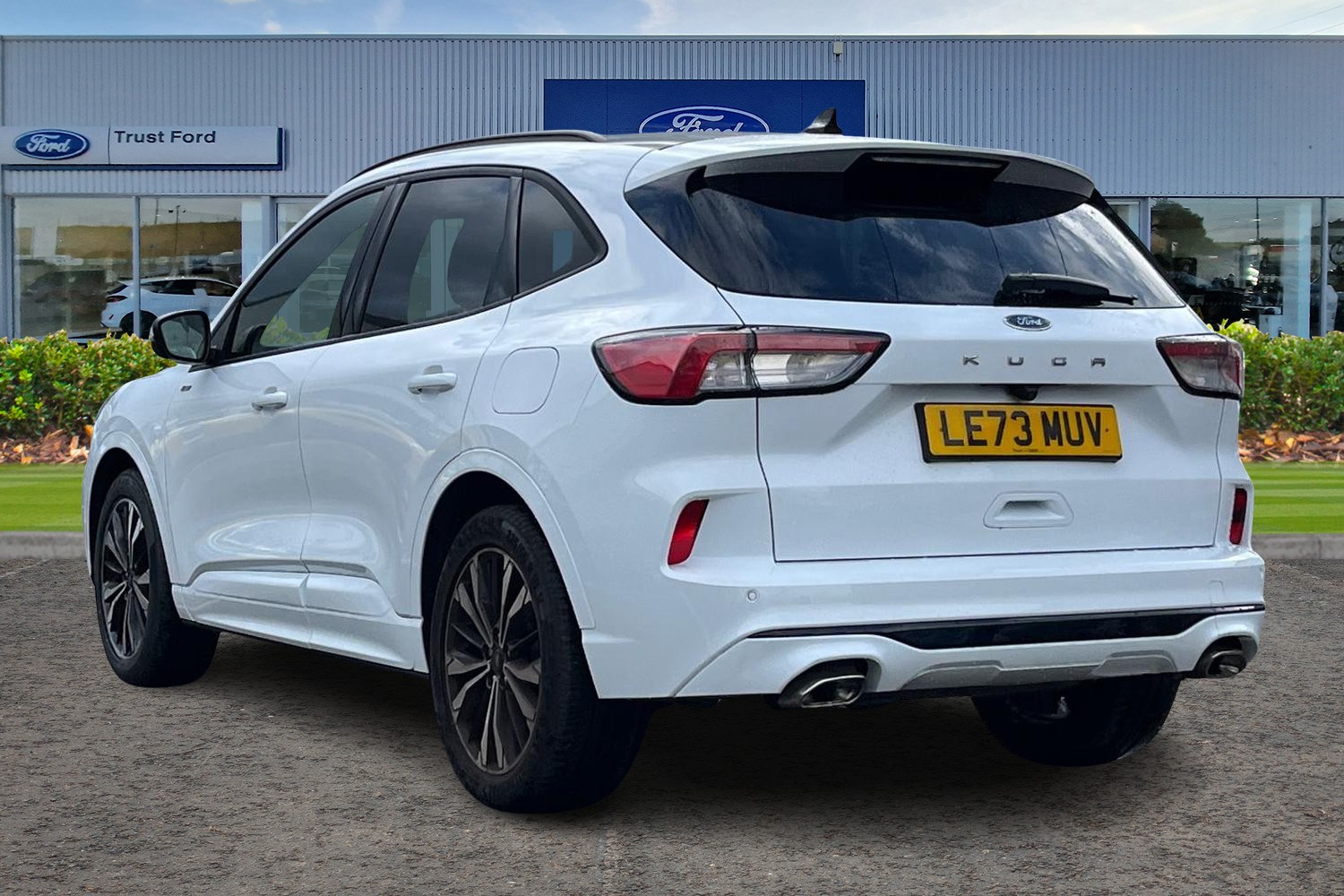 Ford KUGA Photo 1
