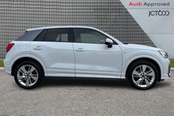 AUDI Q2 Photo 4