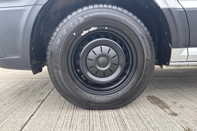 Volkswagen Crafter Photo 47