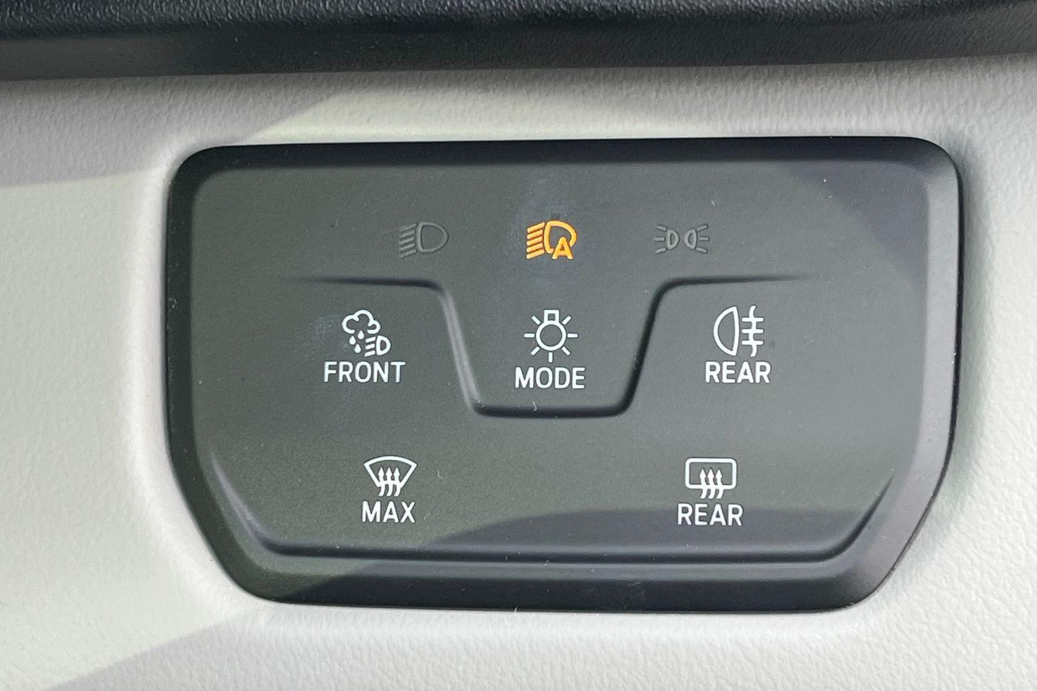 Ford Explorer Photo 33