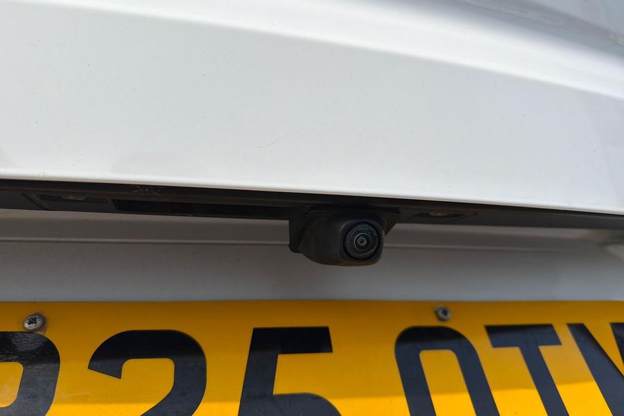 Ford Puma Gen-E Photo autoimg-8febff78f6709b6644637cf6707e670eb6c484a3.jpg