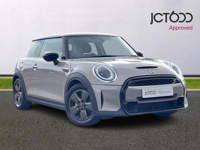 2021 MINI Hatch 2.0 Cooper S Classic Hatchback 3dr Petrol Manual Euro 6 (s/s) (178 ps) at JCT600