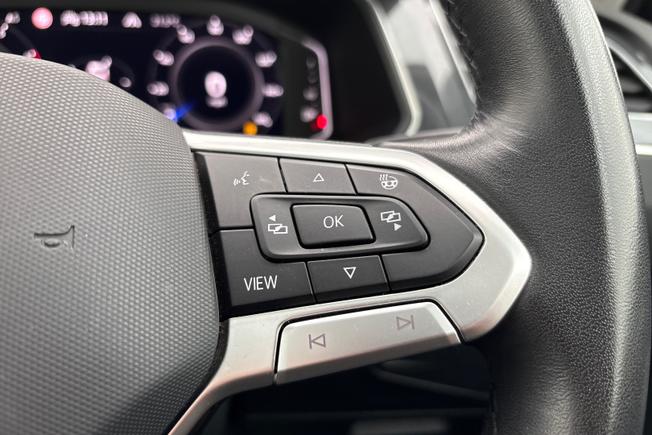 VOLKSWAGEN Tiguan Photo 17