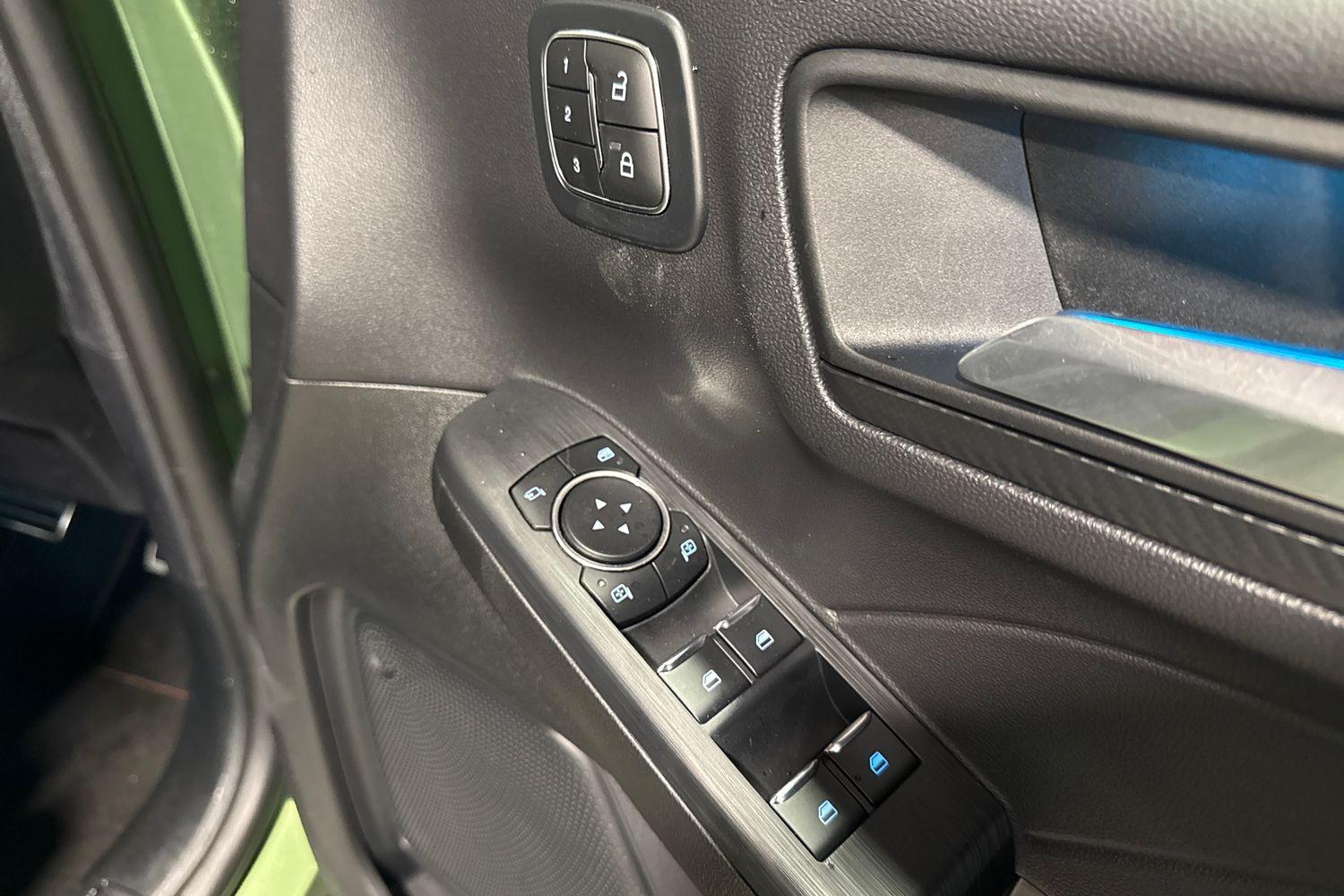 Ford Kuga Photo 15
