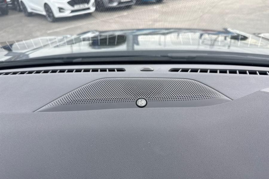 Ford KUGA Photo autoimg-8ff9ccb3af69864d6166a6829ad8b4481605e1bc.jpg