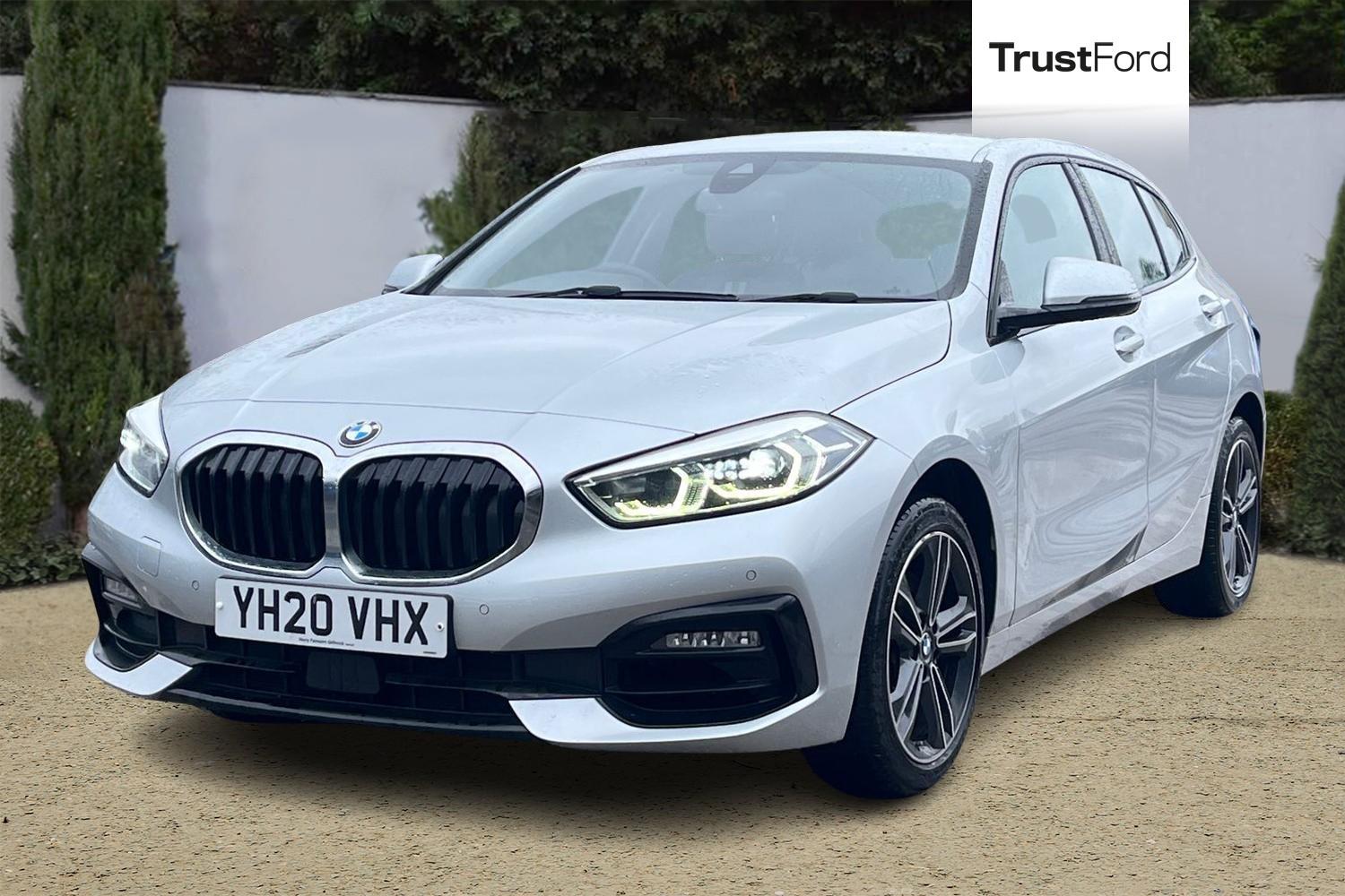 BMW 1 SERIES Photo 4