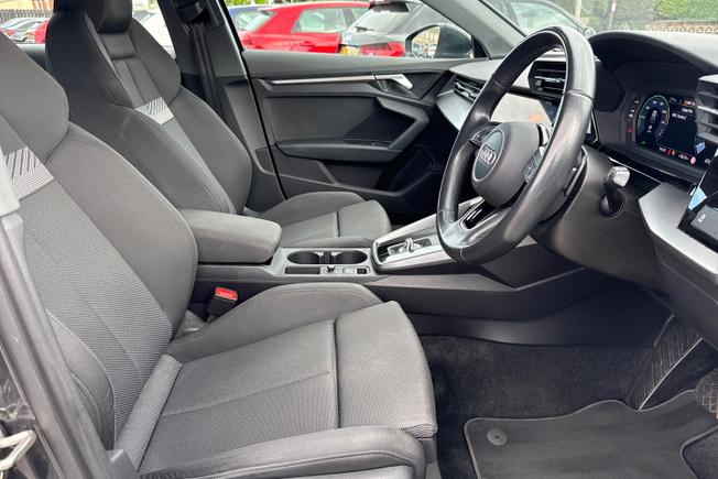 Audi A3 Photo 37