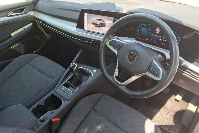 VOLKSWAGEN Golf Photo 6