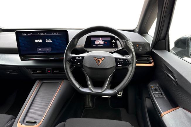 CUPRA Born Photo 11