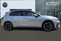 VOLKSWAGEN Golf Photo 4