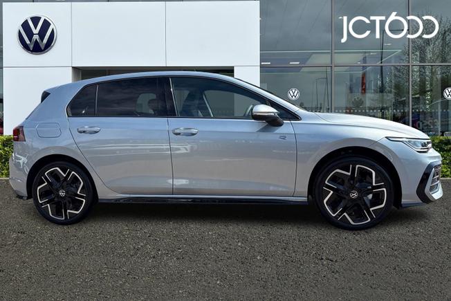 VOLKSWAGEN Golf Photo 4