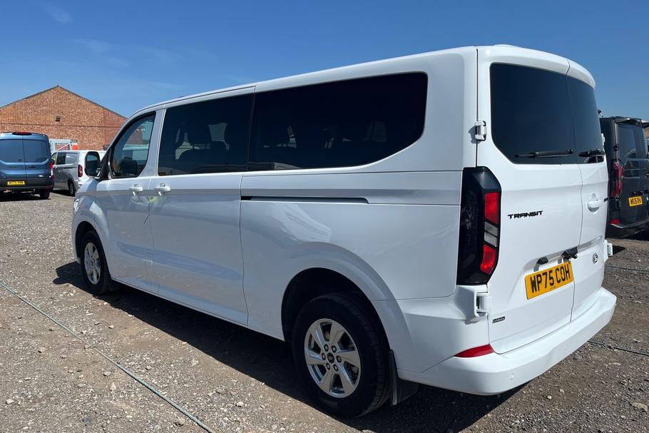 Used FORD TRANSIT CUSTOM WP75COH 24