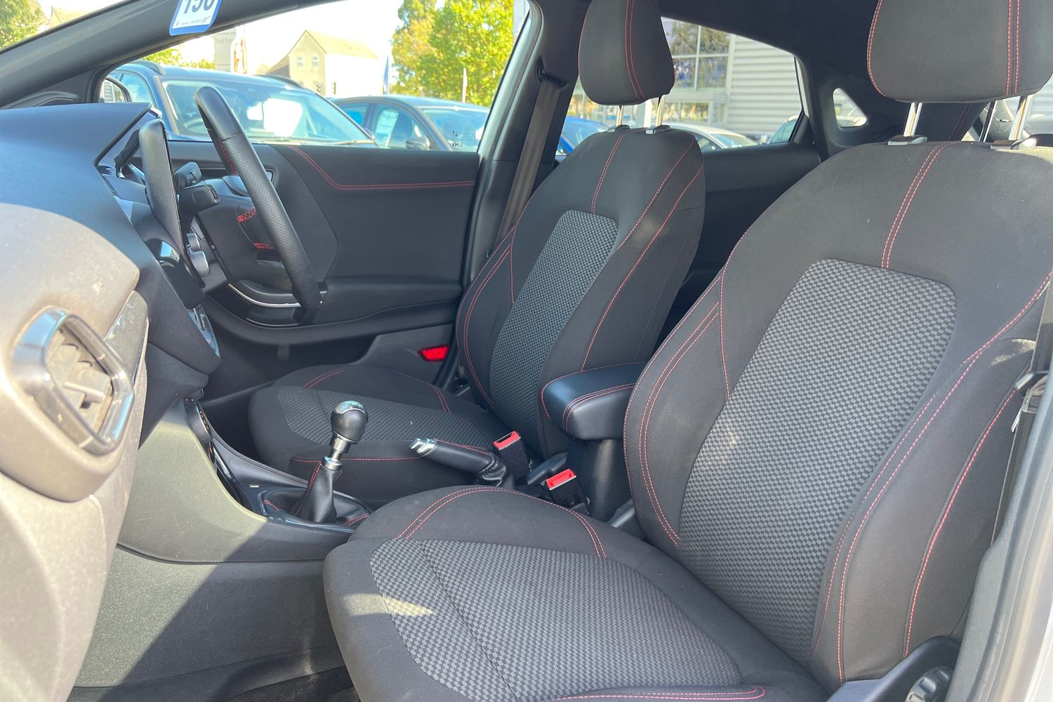 Ford PUMA Photo 18