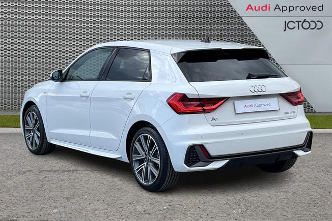 AUDI A1 Photo 3