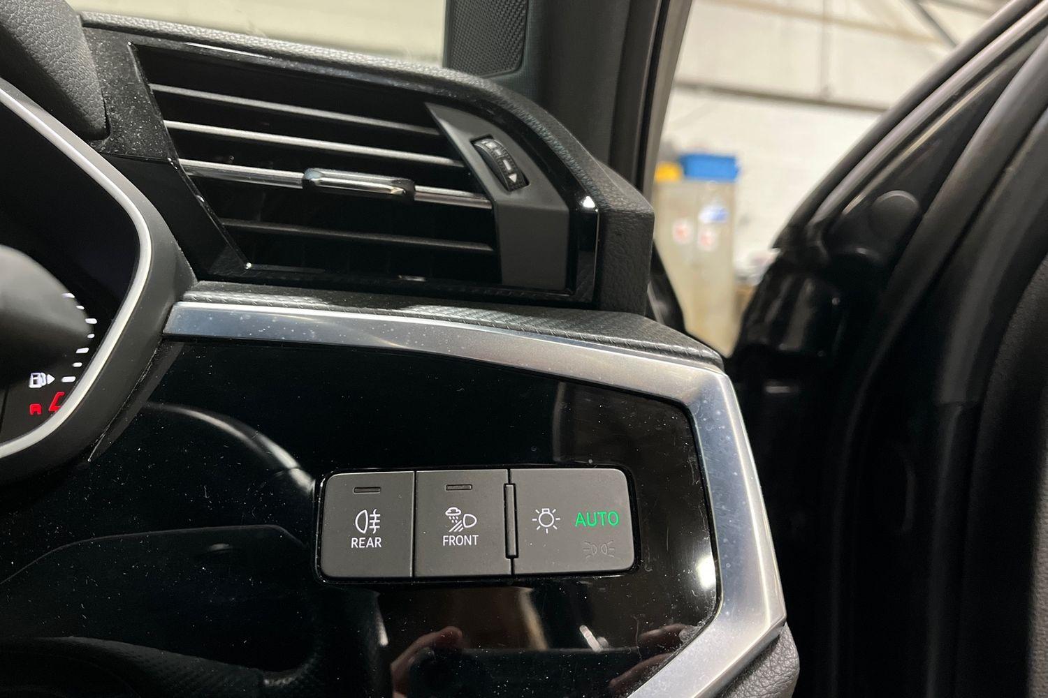 Audi Q3 Photo 25