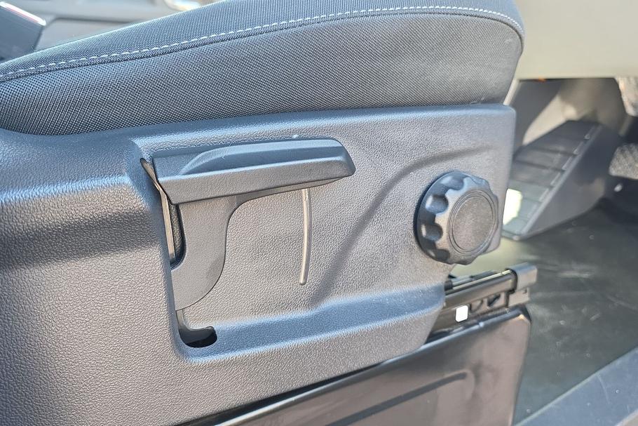 Used FORD TRANSIT CUSTOM WR75TCV 32