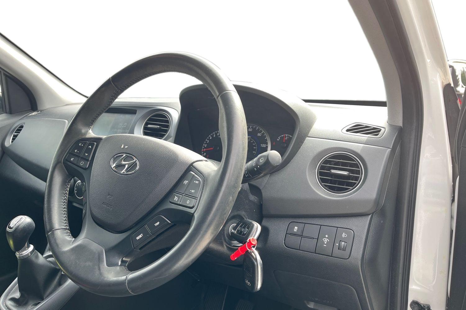 Hyundai I10 Photo 8