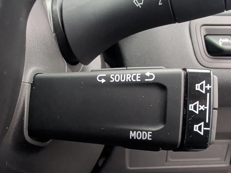 Used Renault Captur ST72AKN 40