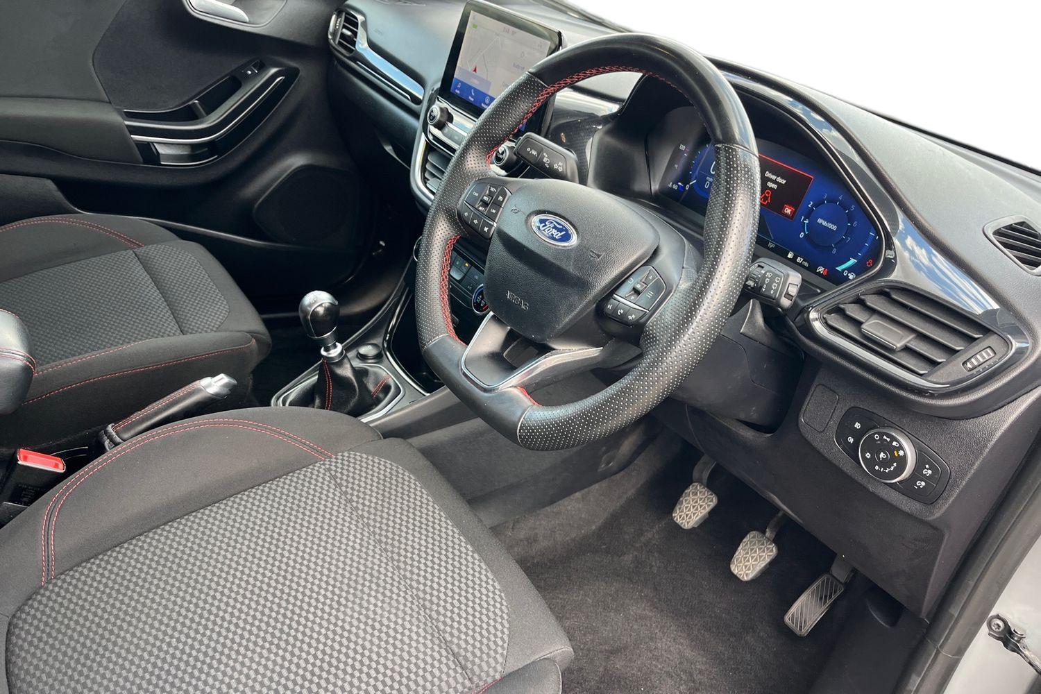 Ford PUMA Photo 8