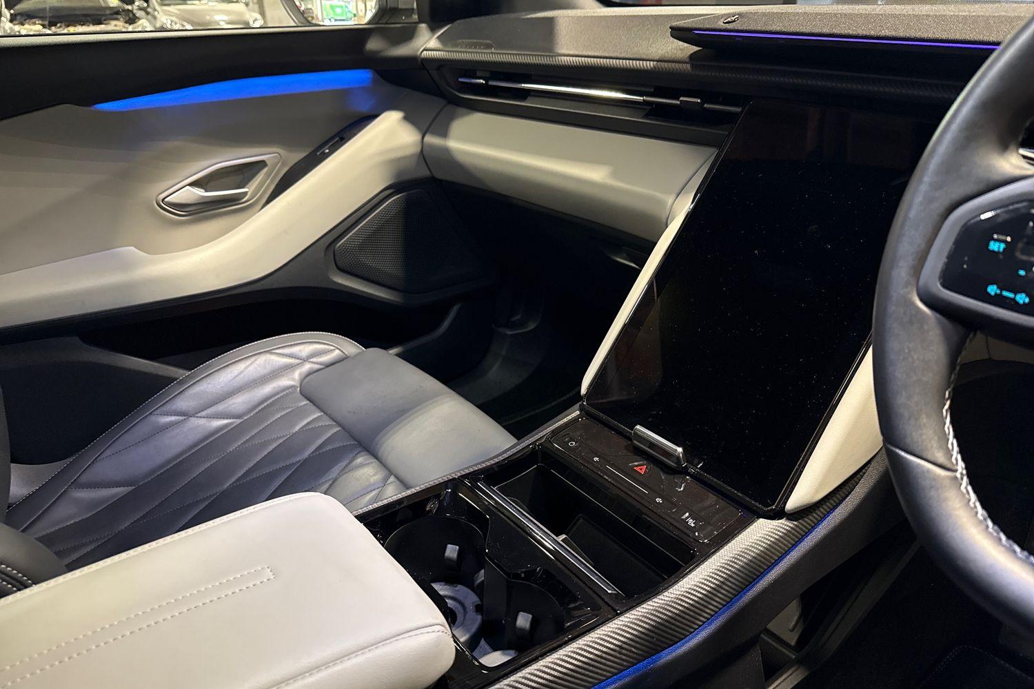 Ford Explorer Photo 28