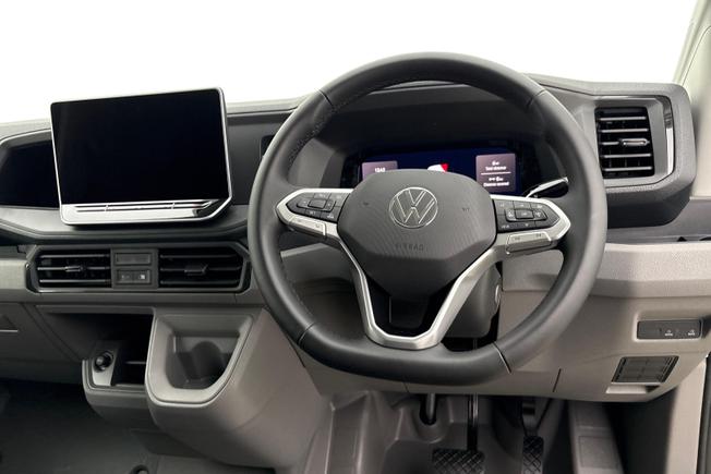 VOLKSWAGEN Crafter Photo 11