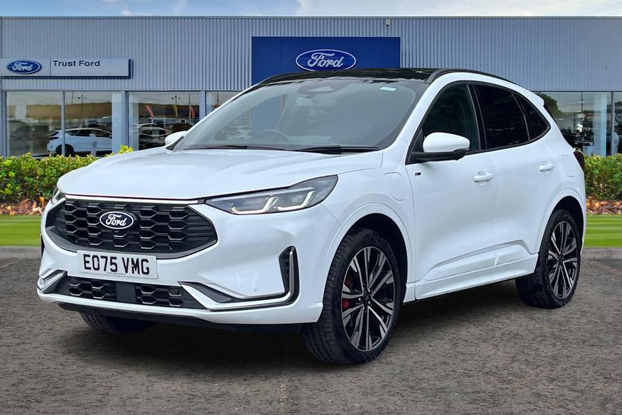 Ford Kuga Photo autoimg-90246b03a56a4097eee80bf9e82aa77a7ed4932b.jpg