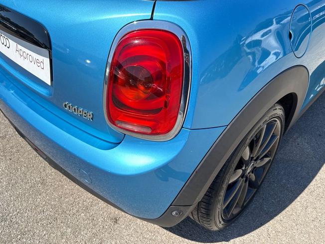 MINI Convertible Photo 18