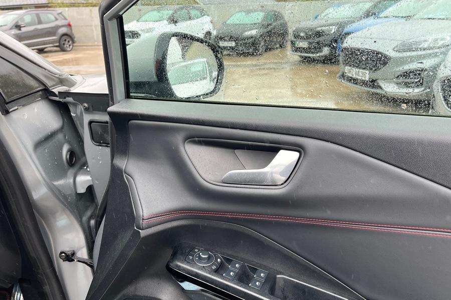 Ford PUMA Photo autoimg-90264f303e5c2d5f649ff1ca48aac9a1c61209f4.jpg
