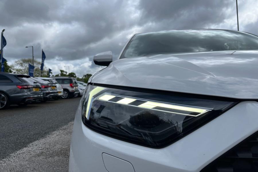 Audi A1 Photo autoimg-90268a7c53a730c169e3fe92cffb96eec62200ba.jpg