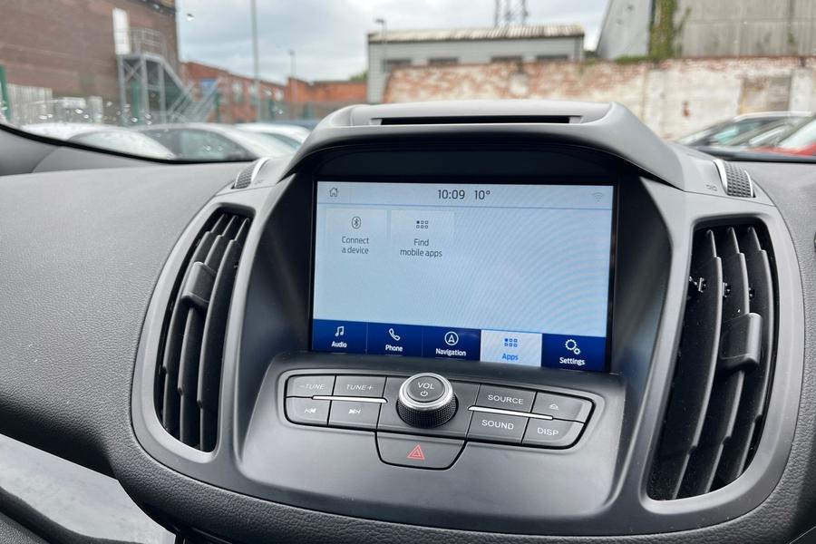 Ford KUGA Photo autoimg-902bed99475a38b601200d24a75009ad77459d02.jpg