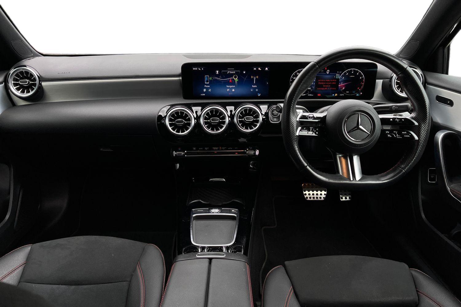 Mercedes-Benz A Class Photo 9